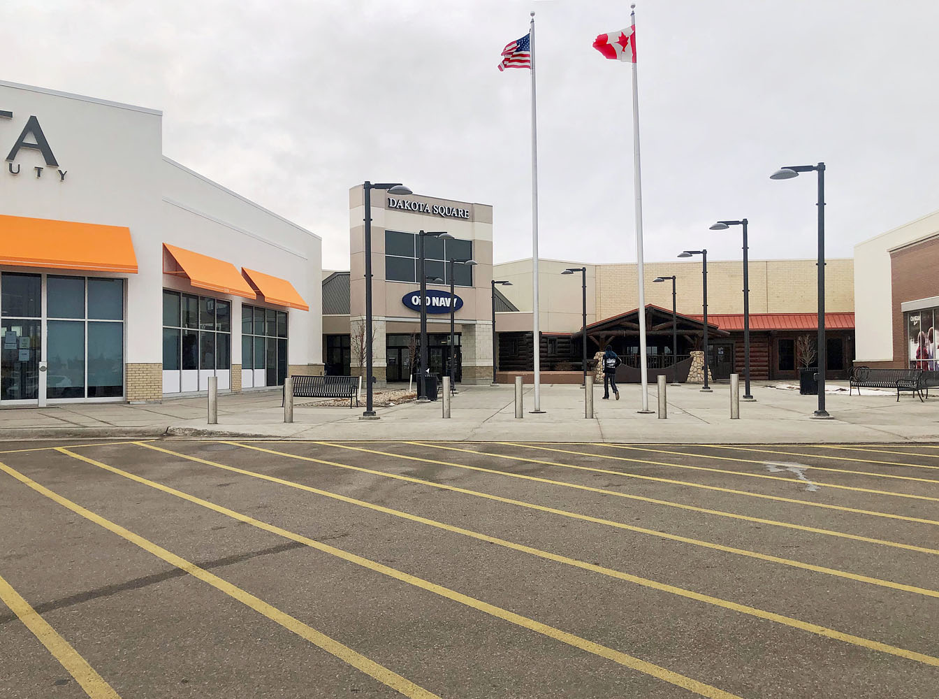 Dakota Square 1