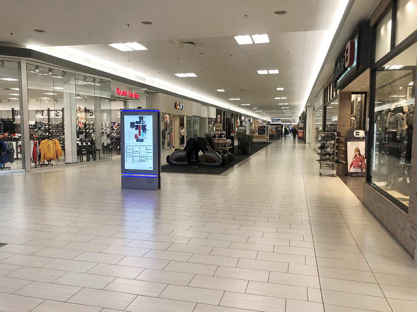 Dakota Square 4